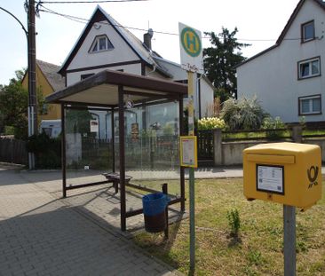 Helle und Schöne 2-Raumwohnung in ruhiger Lage mit Einbauküche - Photo 1