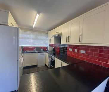 1 bedroom in a house share to rent - Photo 6