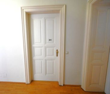 Komfortables Wohnen mit Geschichte – 1-Zimmer-Wohnung mit Donaublic... - Photo 5