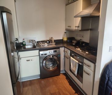 Studio Flat, Bramley Crescent, IG2 - Photo 5