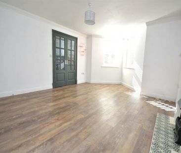 2 Bedroom Apartment To Let - Photo 1