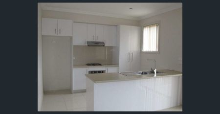 IDEAL LOCATION! - Photo 3