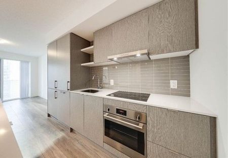 For Lease - 100 Harbour Street Unit# 5003, Toronto, Ontario - Photo 2