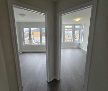 For Lease - 138 Periwinkle Crescent, Woodstock, Ontario - Photo 4