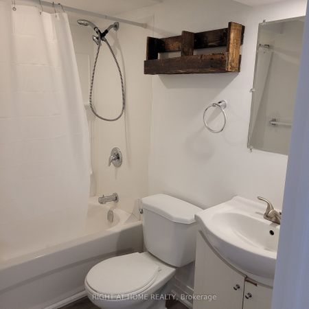 For Lease - 202 Cadillac Avenue Unit# Lower, Oshawa, Ontario - Photo 4