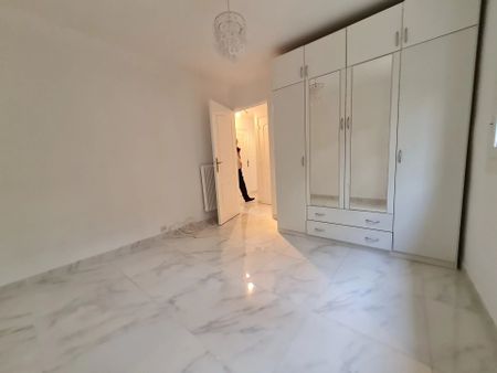 Location Appartement 3 pièces 52m² MENTON 06500 - Photo 3