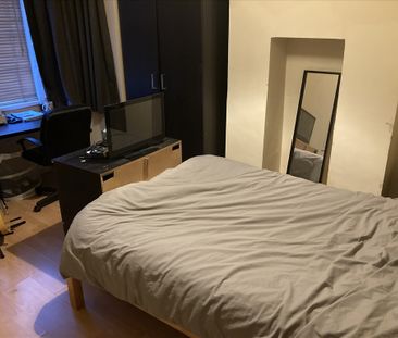 8 Surrey Street - Photo 1