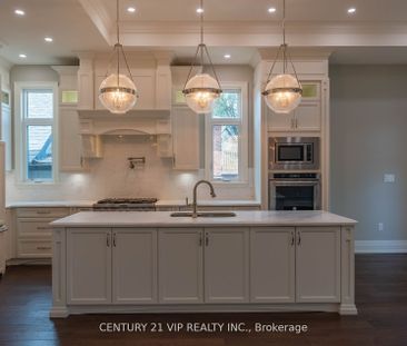For Lease - 49 Roxaline Street, Toronto, Ontario - Photo 2