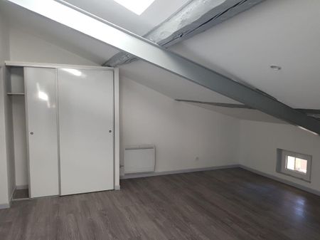 Location Appartement 2 pièces 39m² PRIVAS 07000 - Photo 5