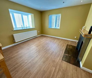 15 Glenmount Drive, Newtownabbey, BT36 7QQ - Photo 2