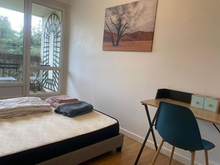 Appartement T4 meublé - 71.5 m² - Location Appartement saint herblain : 71.5 m2 - Photo 4