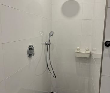 Studio Flat, Plough Lane, SW19 - Photo 5