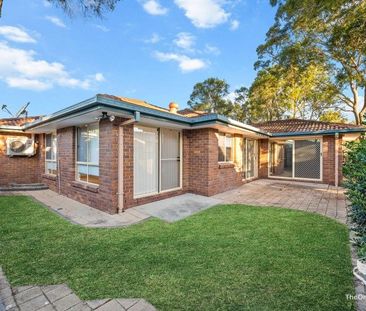 Modern Family Home in Sought-After Calamvale - Photo 4