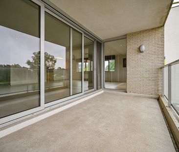 Riant 3-slaapkamerappartement met zicht op de vaart te Izegem - Photo 6