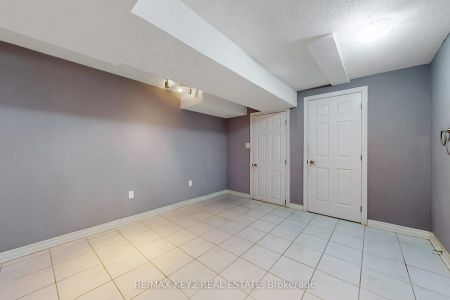 58 Hummingbird Drive #Bsmt - Photo 3