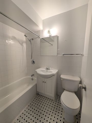For Lease - 206 St George Street Unit# 403, Toronto, Ontario - Photo 2