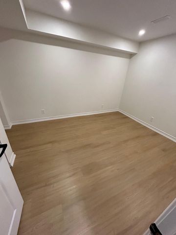 For Lease - 29 Ringway Road, Brampton, Ontario - Photo 5