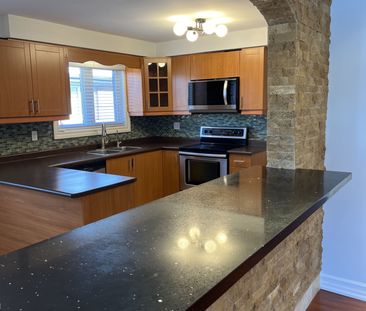 For Lease - 758 Greenore Road, Mississauga, Ontario - Photo 5