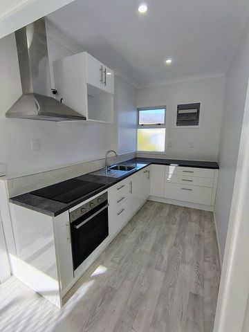 Pahurehure, renovated 2 bedroom unit - Photo 4