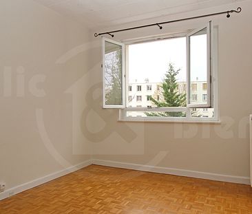 Appartement - 4 pièces - 100,54 m² - Versailles - Photo 1