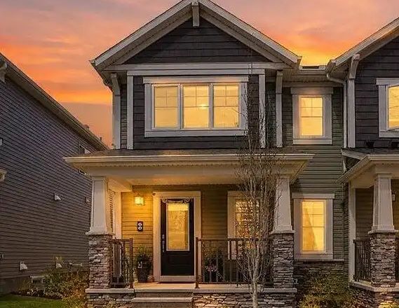 Bright and beautiful 3 bed room (+bonus room) house for rent in Cityscape NE — 3 Bedrooms Townhouse - Photo 1