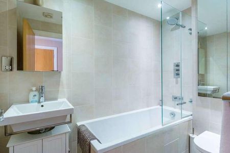 Dolphin House, Wandsworth, SW18 - Photo 3