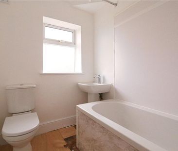 2 bedroom semi-detached house to rent - Photo 6