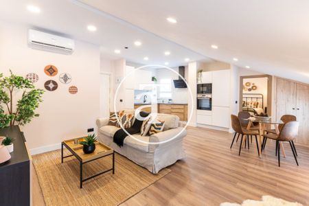 Monthly rental penthouse with 2 bedrooms and 1 bathrooms in Prosperidad Chamartín - Photo 4