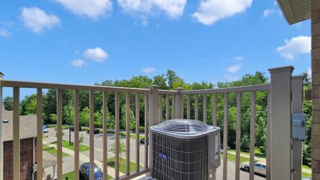 For Lease - 5585 Oscar Peterson Boulevard Unit# 2, Mississauga, Ontario - Photo 4