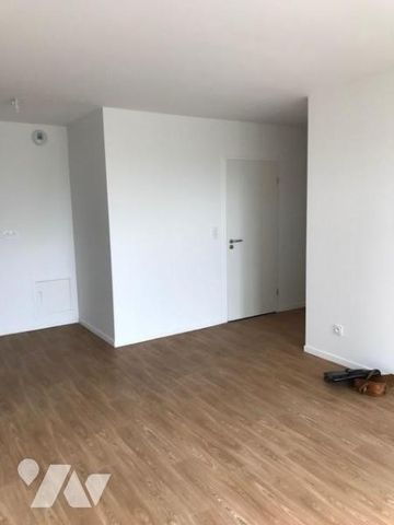 TOURS SUD DANS LE PARC GRANDMONT - RESIDENCE RECENTE AVENUE DU CHANOINE CARLOTTI - Photo 2