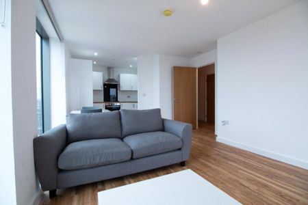 2 Bed Flat, Michigan Point Tower B, M50 - Photo 3