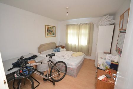 1 bed Shared House for Rent - Photo 2