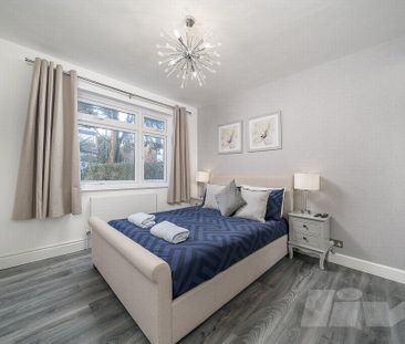 3 bedroom apartment to rent - Photo 3