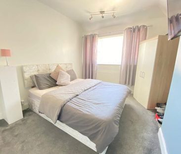 3 Bed End Terrace, Winstanley Drive, LE3 - Photo 4