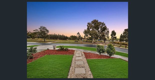 Walking Distance to Train — Modern 4-Bed Home in Tarneit - Photo 1