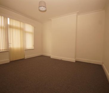 17 Chargot Road, Llandaff, Cardiff CF5 1EW - Photo 1