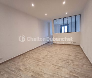 Location Appartement 1 pièce 39m² - Photo 2