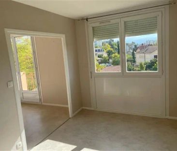 Location appartement 3 pièces - 68.15m² à Romans-sur-isère (26100) - Photo 2