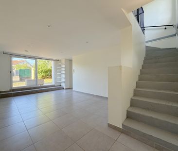 Location Maison 5 pièces 116m² CHAPONOST 69630 - Photo 1