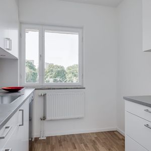 Ullångergatan 17, Råcksta - Photo 2
