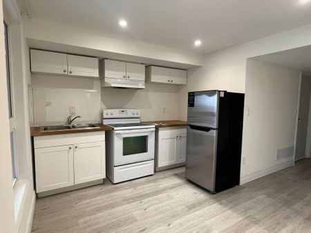 For Lease - 367 Silken Laumann Drive Unit# Bmnt, Newmarket, Ontario - Photo 2