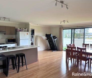 Modern Family Home in a Peaceful Location - Photo 6