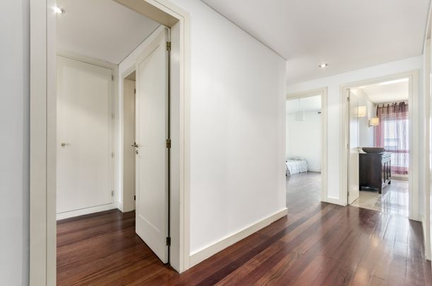 Apartamento T3 para arrendamento semi-mobilado, com 2 lugares de garagem no Parque das Nações, Lisboa - Foto 1