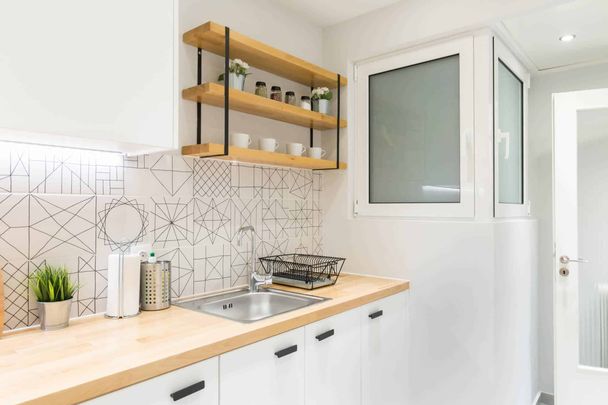 Sleek Flat in Central Syntagma - Photo 1