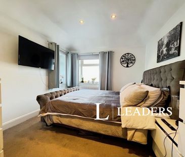 5 bedroom house to rent The Gardens, Southwick, Brighton, BN42 - Photo 5