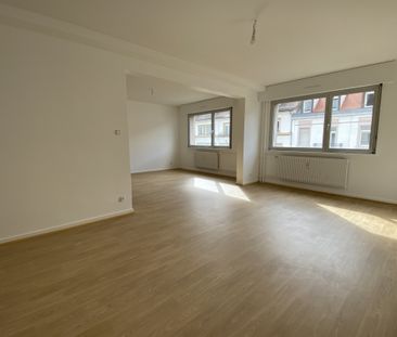 Lumineux 2/3p de 87m2 avec balcon et garage - Musée d'Art Mo - Photo 5