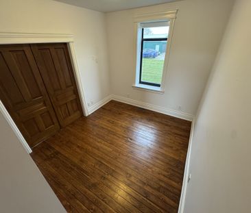 For Lease - 12 Erinville Drive, Erin, Ontario - Photo 3