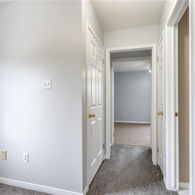 For Lease - 266 LIMERIDGE Road Unit# 1, Hamilton, Ontario - Photo 1