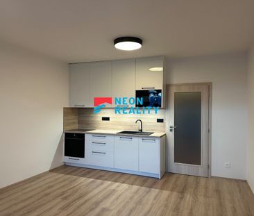 Pronájem bytu 1+kk 35 m² - Fotografie 5