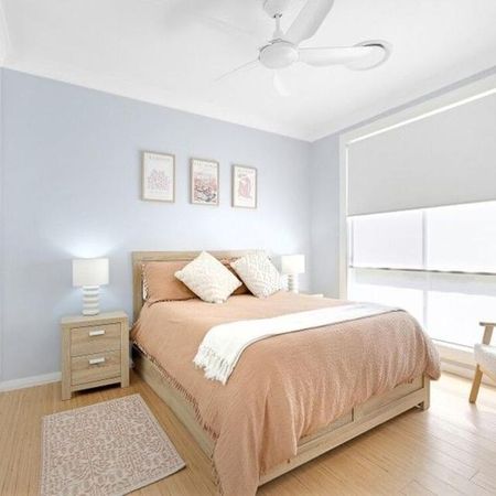 Fresh & Modern Family Home - Photo 5